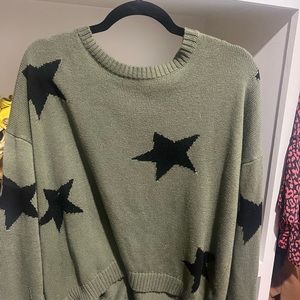 Karlie Army green sweater with black stars